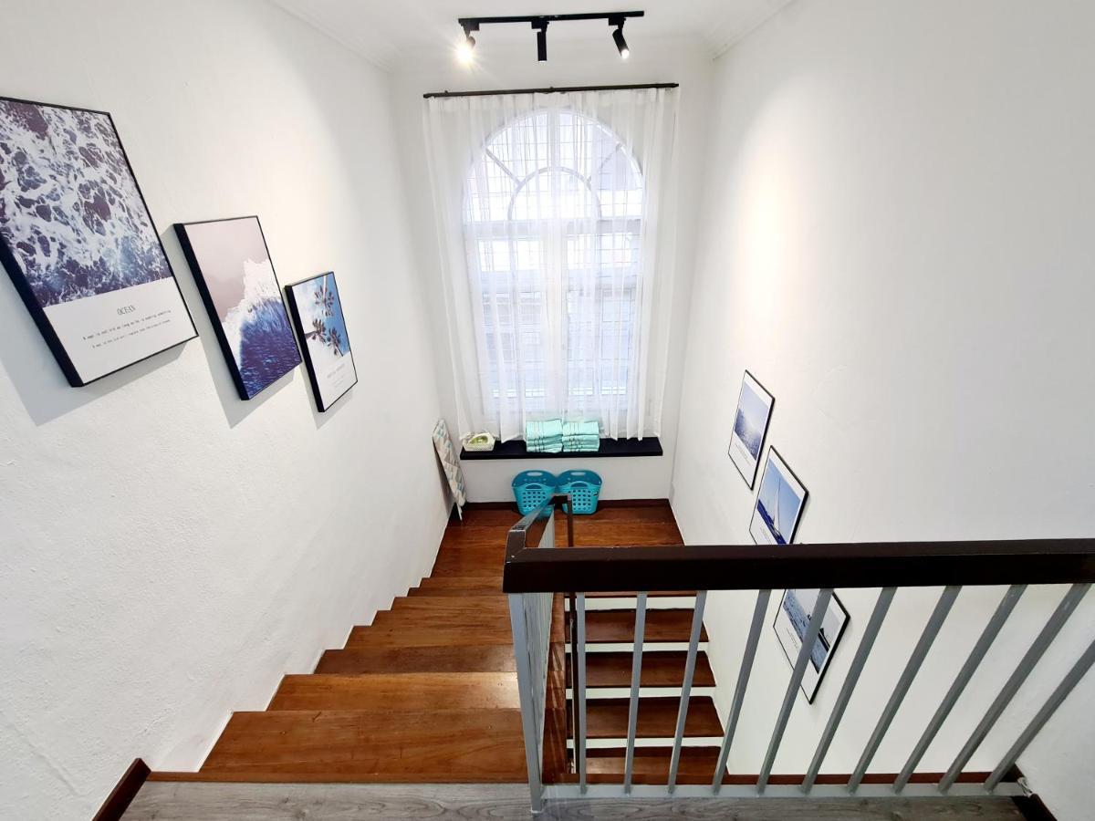 527 Beachhouse L 5 Bedroom With Swimming Pool - 3Min Walk To The Beach タンジュンブンガ エクステリア 写真