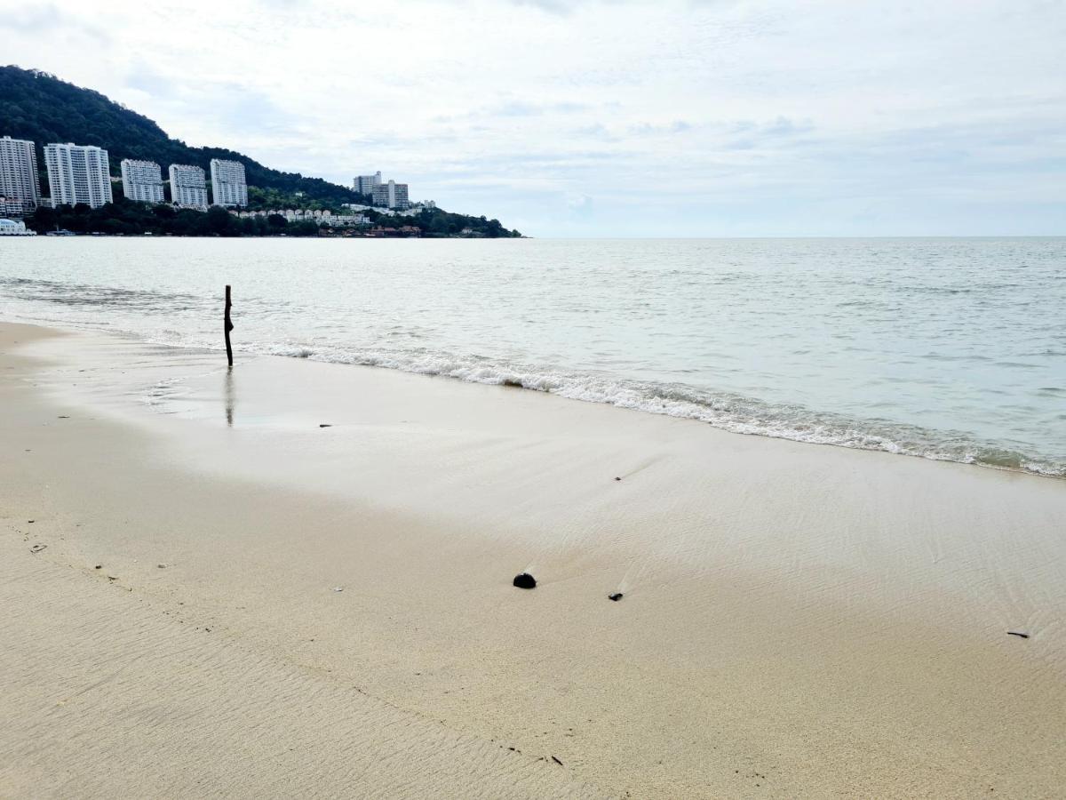 527 Beachhouse L 5 Bedroom With Swimming Pool - 3Min Walk To The Beach タンジュンブンガ エクステリア 写真
